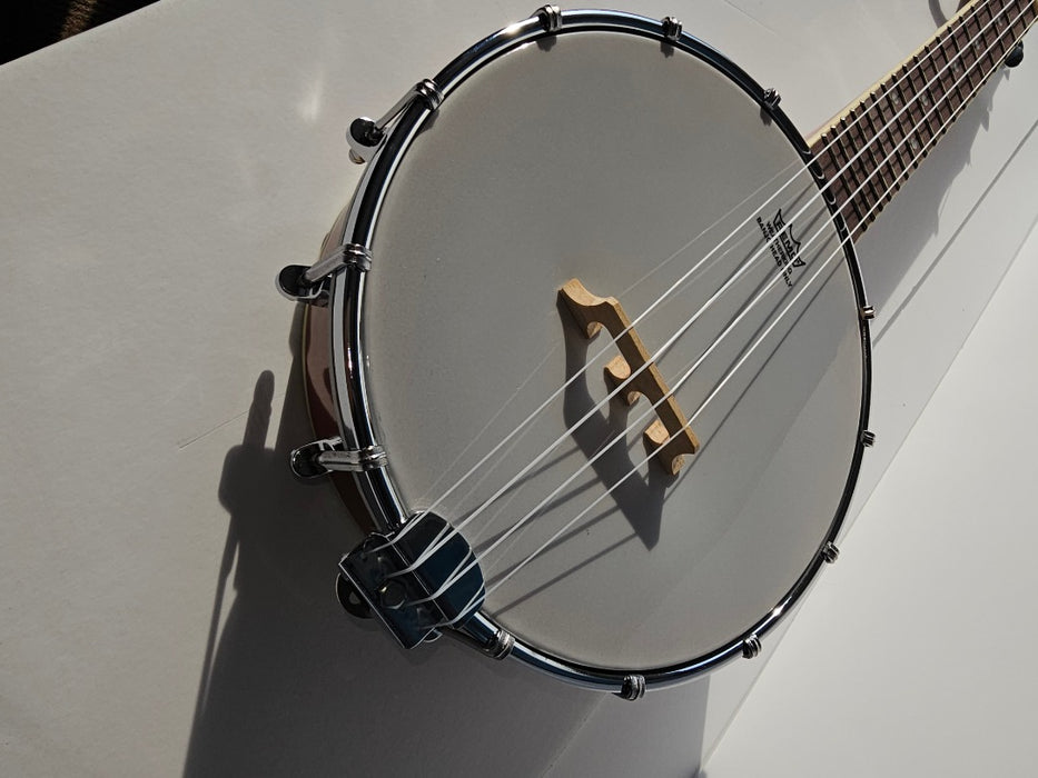 Ferris Concert Banjolele with Aquila strings